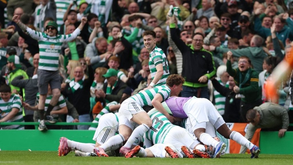 Celtic, Old Firm derbisinde Rangers’ı 3-1 mağlup ederek yarışta iddiasını sürdürdü